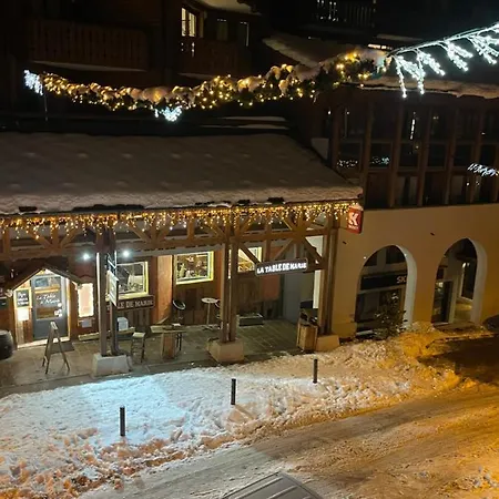 L'escalade 3 * Куршевель